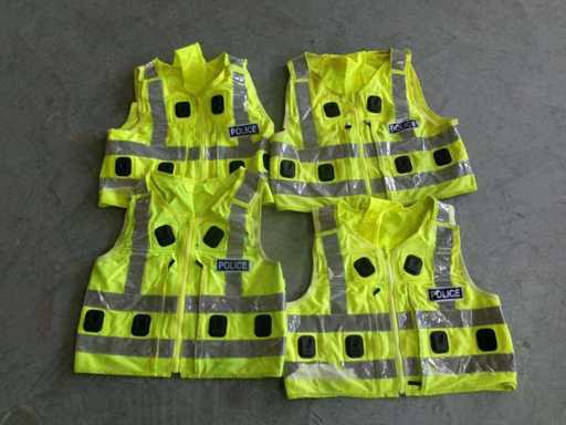 Vest? de semnalizare a poli?iei britanice, par?ial defect? (MR) (35x)