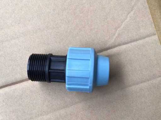 Unidelta 16x3/4 Coupling (560x)