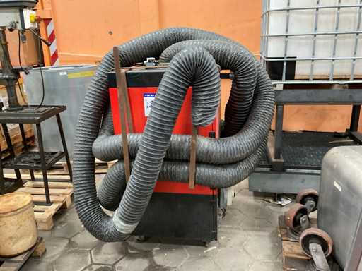 Welding fume extraction system