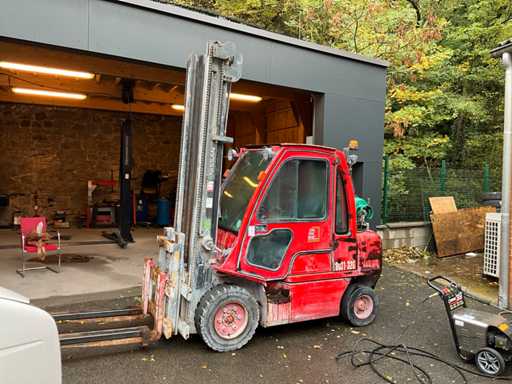 Nissan 30-LQ Gabelstapler