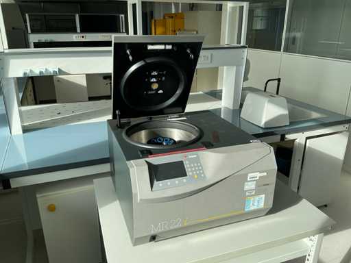 Jouan MR22i Centrifugeuse