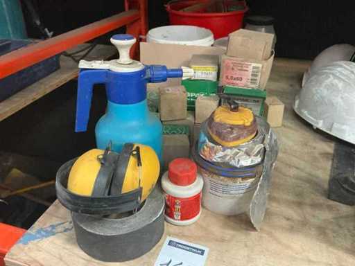 Lot de elemente de fixare