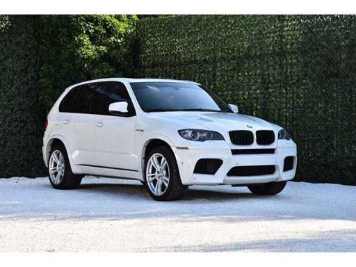 2012 BMW X5M SUV 4.4L Twin-Turbocharged V8 VAT Car 