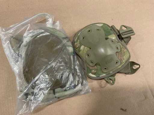 Knee and elbow pad set