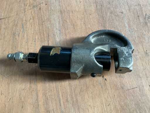 Testina di pressa idraulica