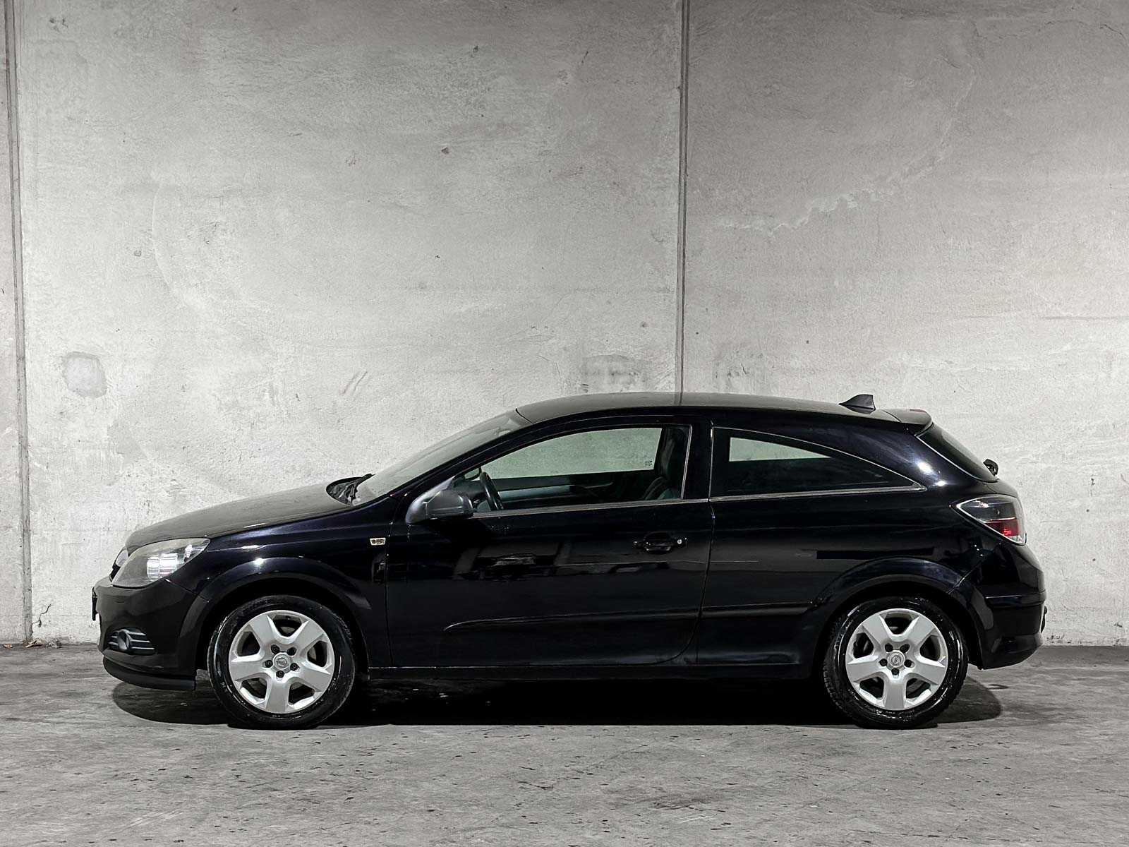 Opel Astra GTC 1.8 Cosmo 140pk 2009 (Origineel-NL), 16-JDN-1