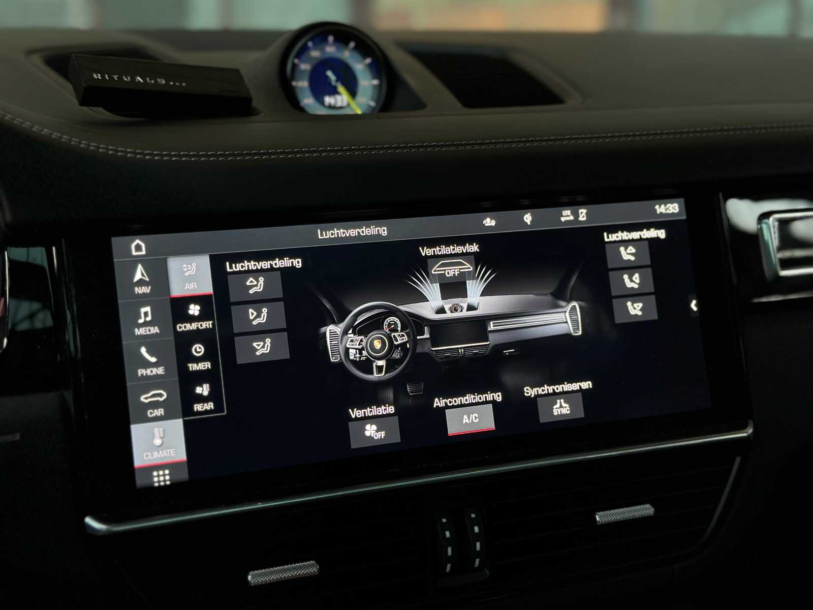 Porsche Cayenne Coupe Turbo S E-Hybrid 4.0 V8 -TECHART CARBON- 680pk 2020 (Origineel-NL), J-707-RT