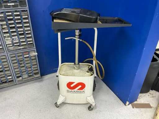 Unità Mobile di Raccolta Petrolio Samoa 70L