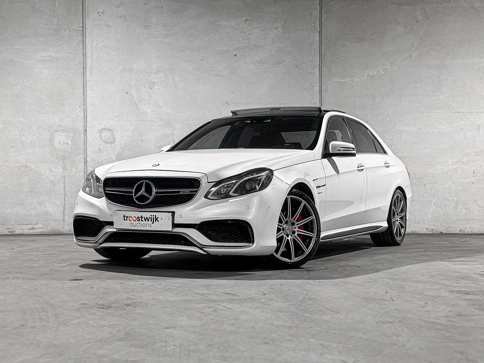 Mercedes-Benz E63 AMG 5.5 V8 557hp 2015 E-class, HZJ-36-D