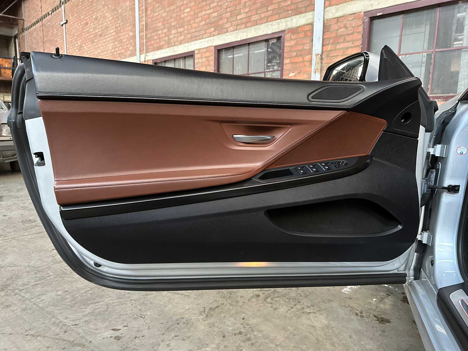 BMW Cabrio 650i High Executive 6-serie 402PK 2012, 89-TLB-9