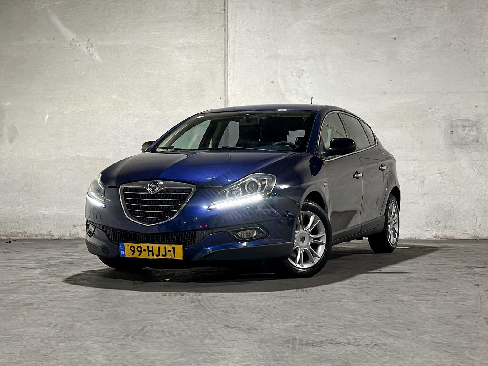 Lancia Delta 1.6-16V Oro 120pk 2008 (Origineel-NL) Automaat, 99-HJJ-1