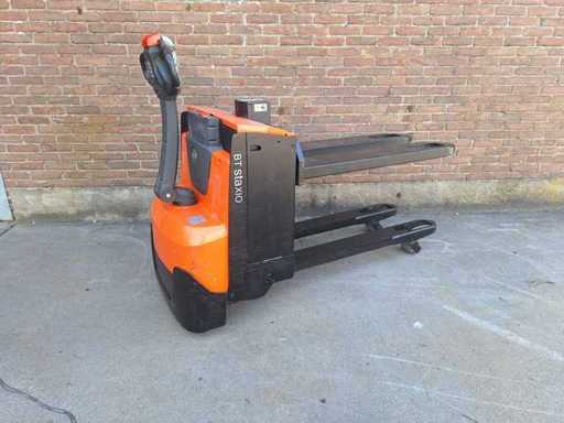 BT - 2011 - SWE 080 L - Stacker