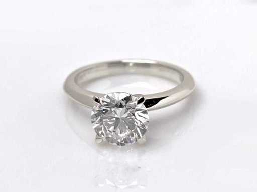 14 KT witgouden ring met 2,10 cts laboratoriumgekweekte diamant