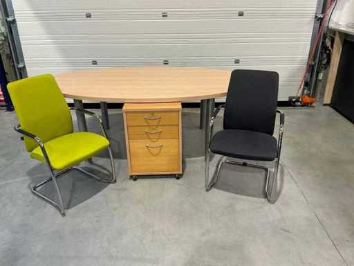 Table de bureau ovale + chaises et armoire