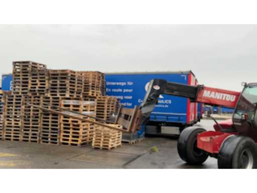 b3e8358d-0d15-4a84-bbc0-43a3e8865c6f.mp4