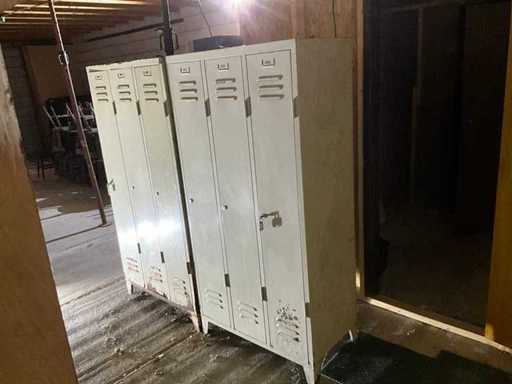 Lockerkasten (2x)