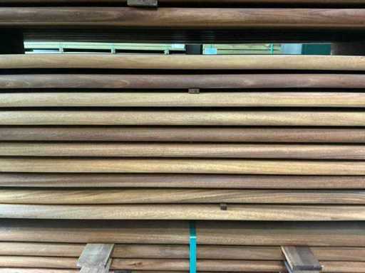 Geschaafde Okan plank (65x)