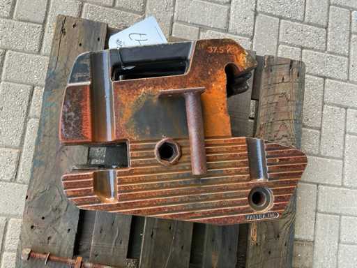 Valtra 37.5 kg front weight (6x)