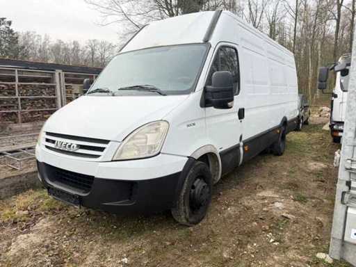 Iveco Daily Commercial Vehicle