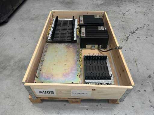 Partij industriële besturingsmodules & racks