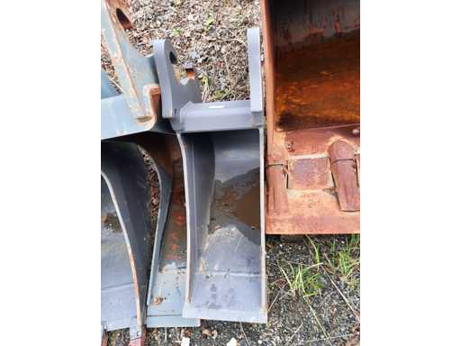 MECALAC Backhoe Bucket