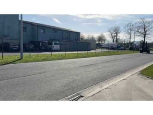 b3d220ad-f94d-4a63-a5a1-460eaa40ce06.mp4