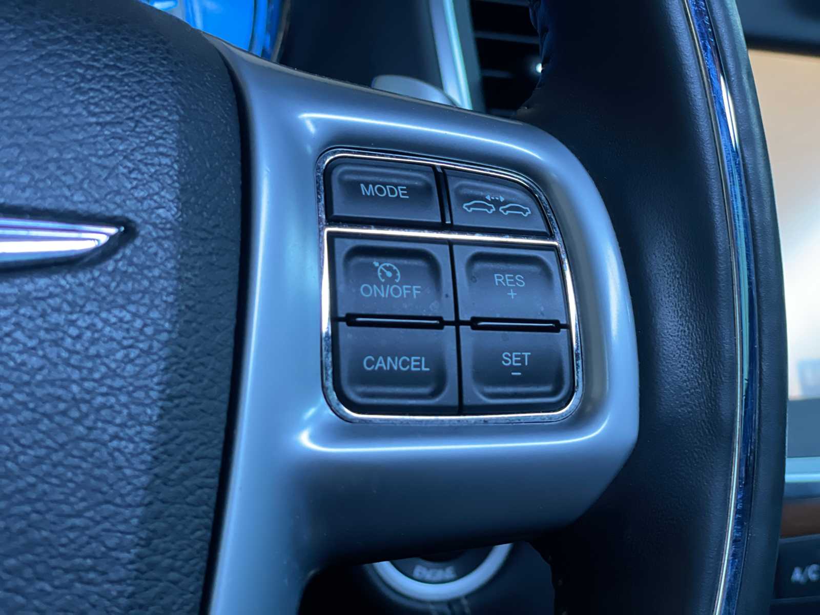 Chrysler 300C LD HEMI Facelift  5.7 V8 367pk 2014