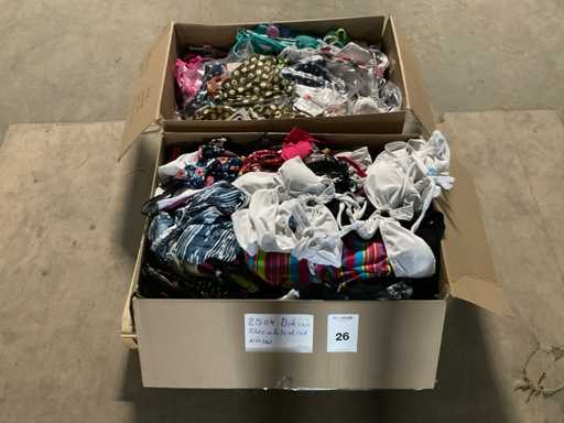 Lot de costume de baie (aprox. 250x)