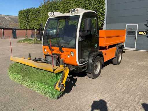 2009 Ausa M250H X4 Straatveegmachine