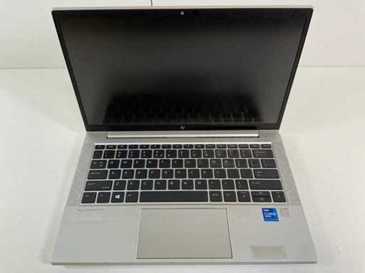 HP EliteBook 830 G8 13.3", Core(TM) i7 11ª generazione, 16 GB di RAM, 512 GB NVMe Laptop