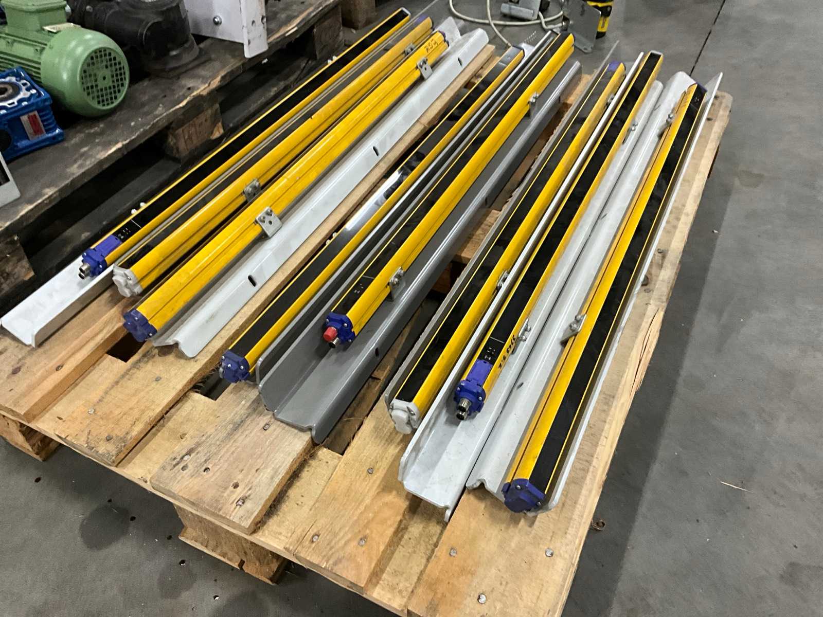 Safeasy SG4-S3-080-PP-W Safety Light Curtain (8x)