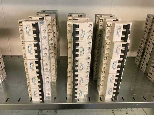 CHINT DZ47S-63 C63 Residual Current Circuit Breaker (50x)