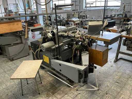 Adler 973-S-204-3/0 Bord-Stickmaschine