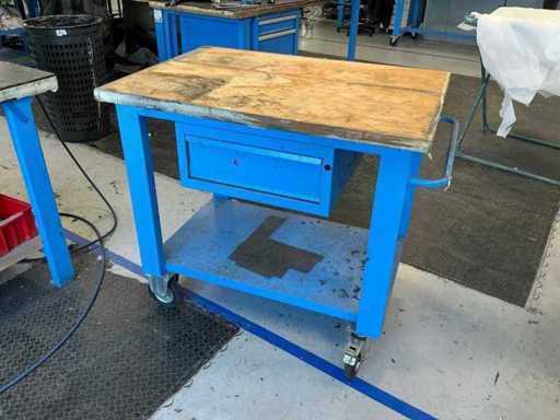 Workbench with wheels and drawer unit 1000 × 700 × 900 mm