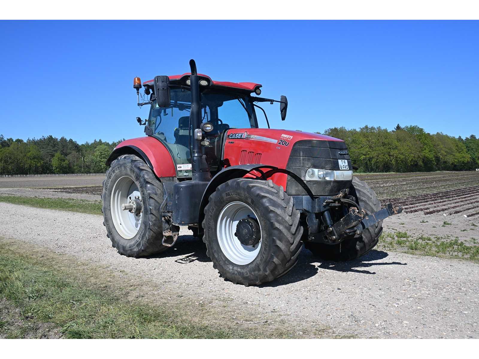 2016 Case IH Puma CVX 200 All-wheel drive farm tractor