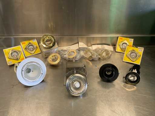 Lot de spots encastrés et autres éclairages