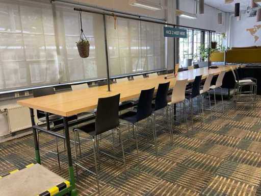 747 cm Besprechungsbartisch