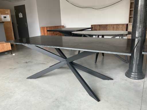 Table à manger de Carrare