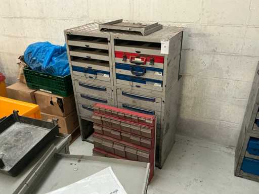 Boîtiers Sortimo Tool dans le cabinet