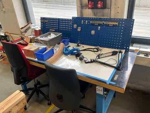 Workbench with accessories