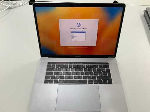 Apple A1707 15-Zoll MacBook Pro MPTT2N/A Laptop