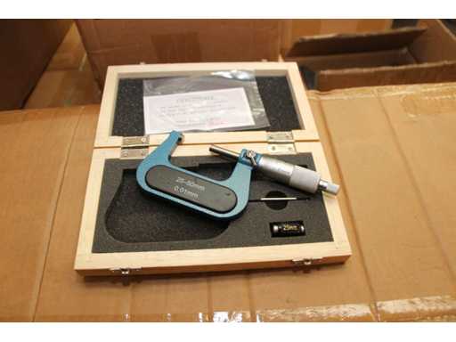 FREUTEK SDM0050 4x Outside Micrometers 25-50mm x 0,01