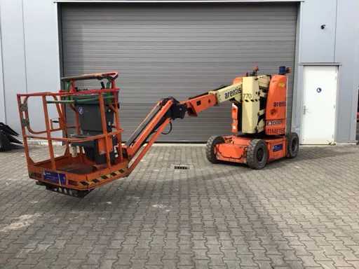 2014 Platforma koszowa JLG E300AJP
