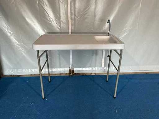 Camping Spülbecken mit zusammenklappbarem Wasserhahn