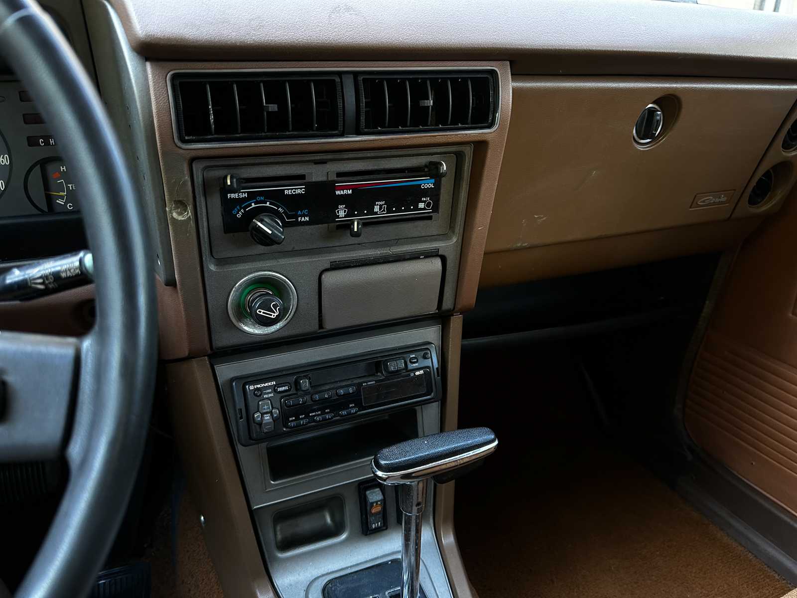 Toyota Carina 1600 de Luxe automatic 75pk