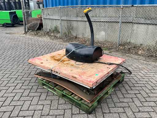 Niskoprofilowa platforma podnosząca HY1001