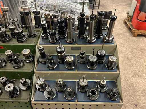 Fräsen von Werkzeugmaschinen (24x)