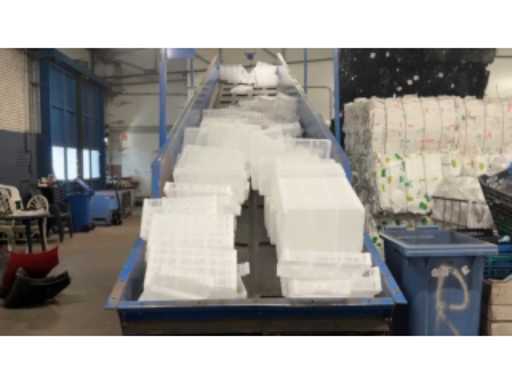 8e082a67-f2d0-4221-a941-ac260400c88d.mp4