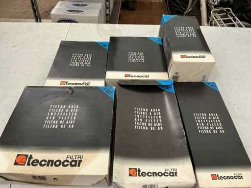 Lotti vari, inclusi filtri per il condizionamento dell'auto