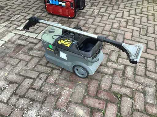 Dispositif de nettoyage Karcher Puzzi 10/2 2017